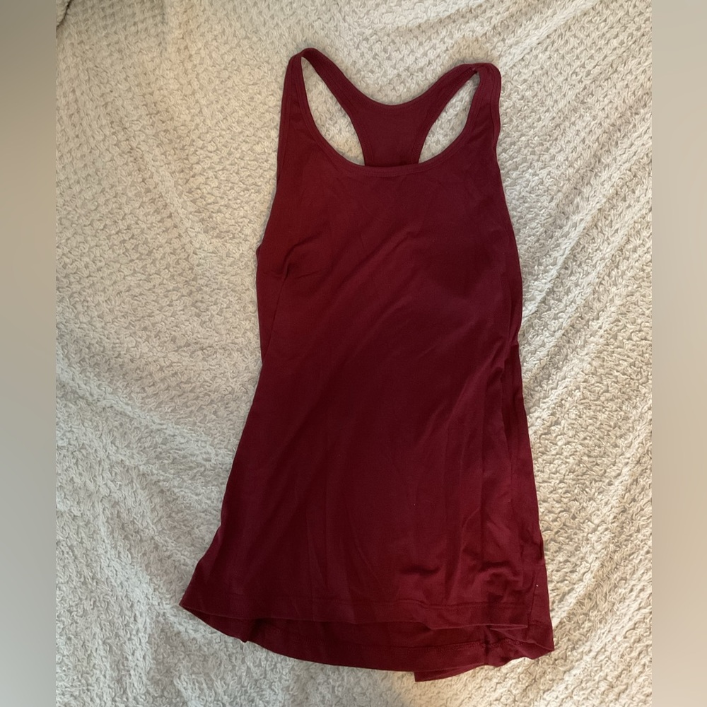 Old navy burgundy workout top size small